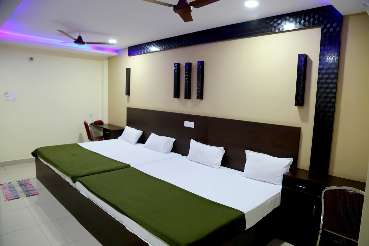 Divya Lodge Haïdarabad Extérieur photo